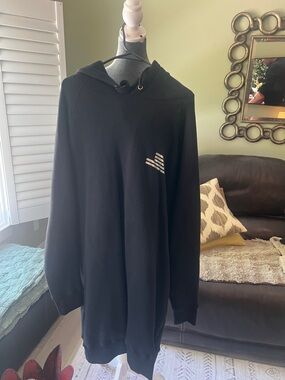 Good American Black Pullover Hoodie with Subtle Stripe Logo